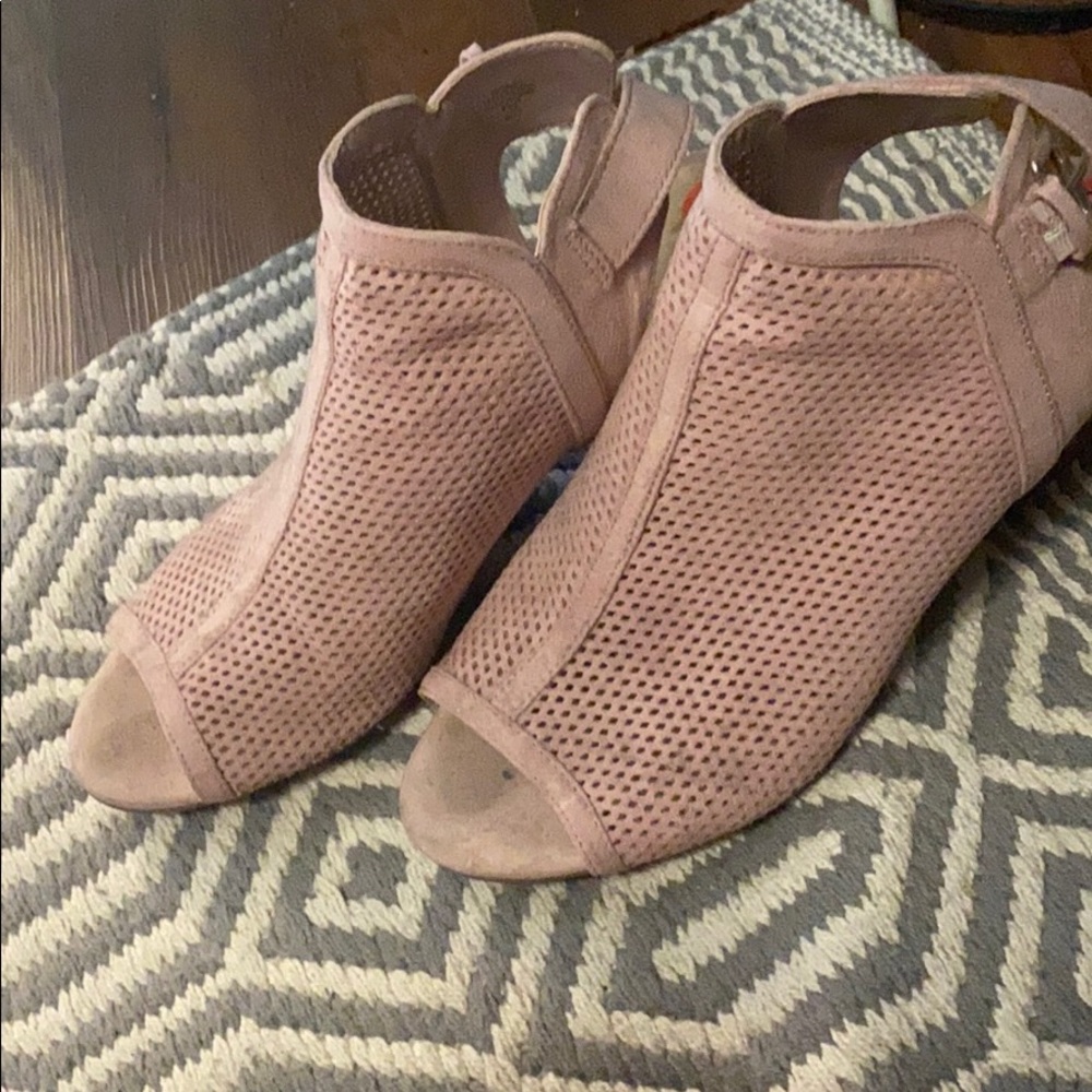 Pink Wedges